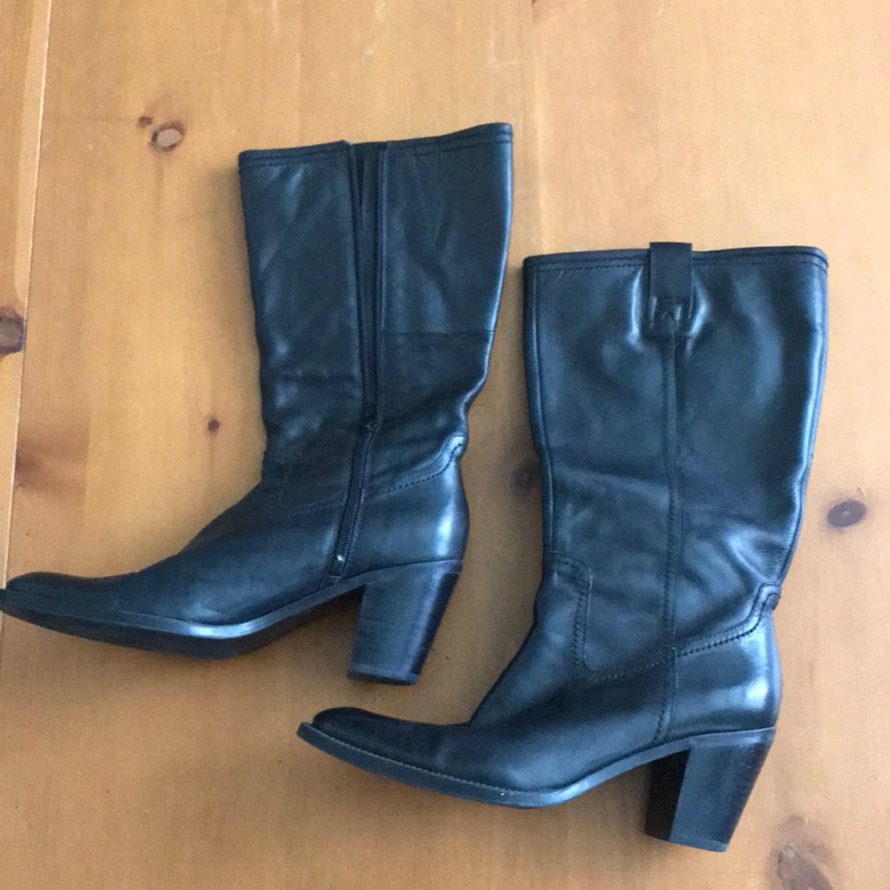 SOLD! Bandolino Black Leather Boots